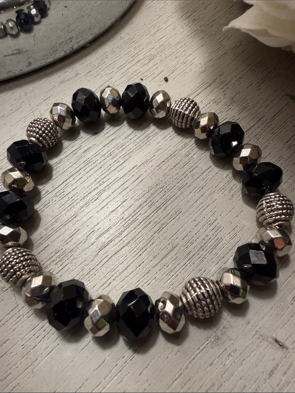 Black and Silver Faceted Bead Stretch Bracelet handmade❤️❤️